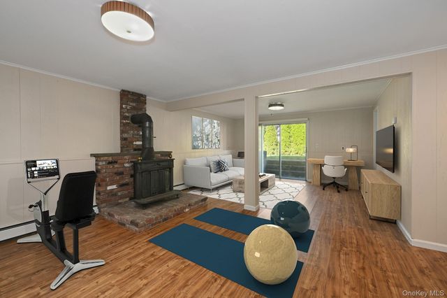 36 Pleasant Avenue, Pleasantville, NY 10570