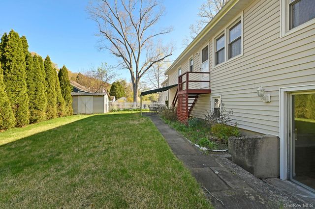 36 Pleasant Avenue, Pleasantville, NY 10570