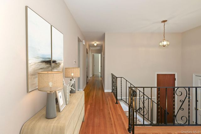 36 Pleasant Avenue, Pleasantville, NY 10570