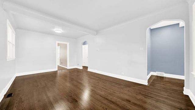 3143 W 53rd Place, Chicago, IL 60632