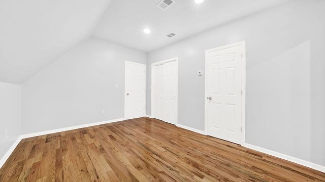 3143 W 53rd Place, Chicago, IL 60632