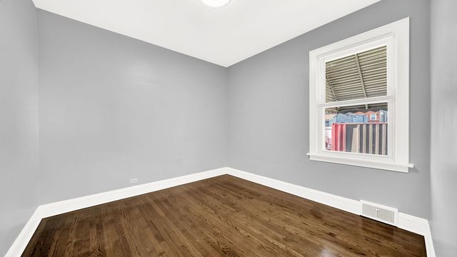 3143 W 53rd Place, Chicago, IL 60632