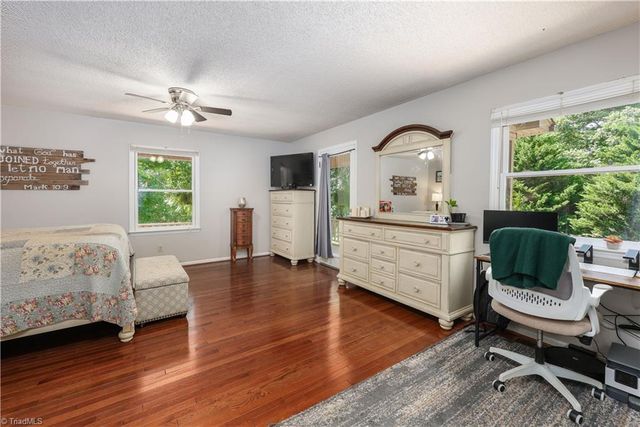 2244 N Asheboro School Road, Asheboro, NC 27203
