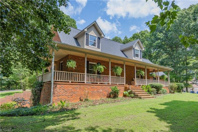 2244 N Asheboro School Road, Asheboro, NC 27203