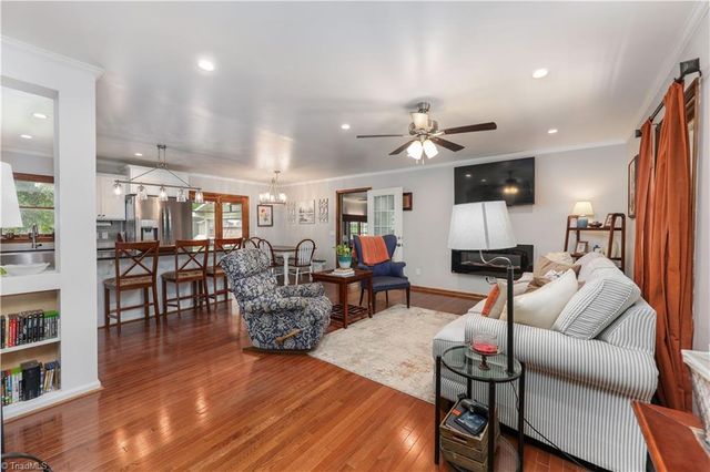 2244 N Asheboro School Road, Asheboro, NC 27203