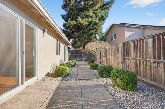 3109 Amberfield Cir, Stockton, CA 95219