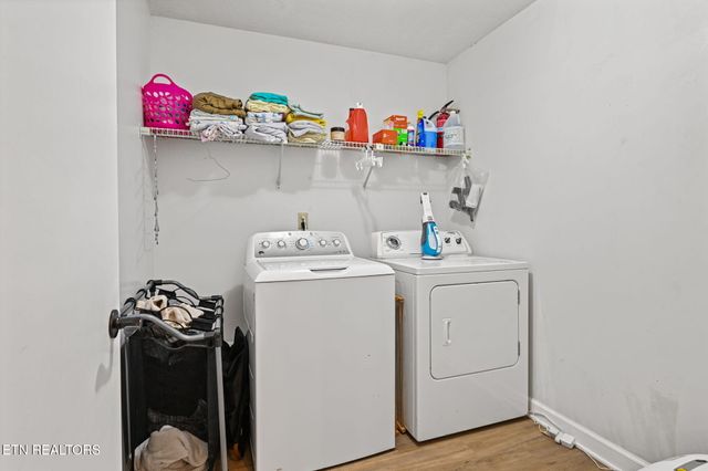 1120 Buxton Drive, Knoxville, TN 37922