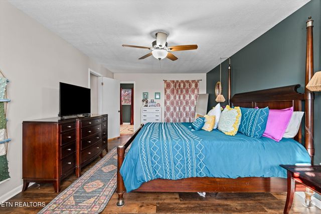 1120 Buxton Drive, Knoxville, TN 37922