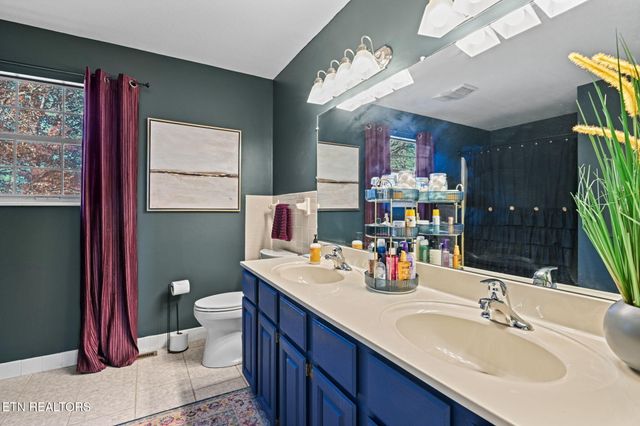 1120 Buxton Drive, Knoxville, TN 37922