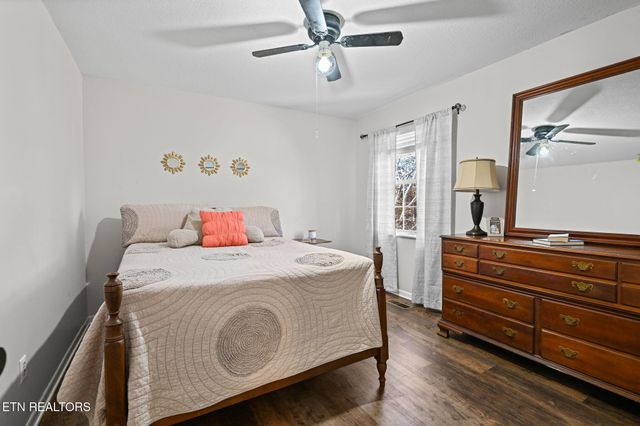 1120 Buxton Drive, Knoxville, TN 37922