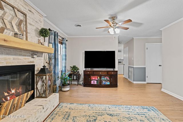 1120 Buxton Drive, Knoxville, TN 37922