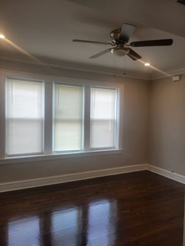 7918 S Essex Avenue S 3, Chicago, IL 60617