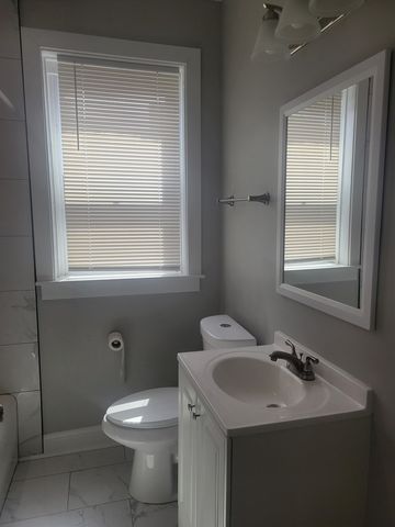 7918 S Essex Avenue S 3, Chicago, IL 60617