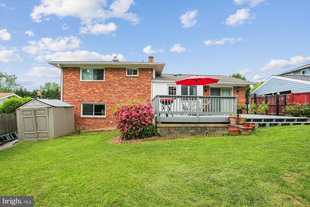 5004 MCCALL ST, Rockville, MD 20853