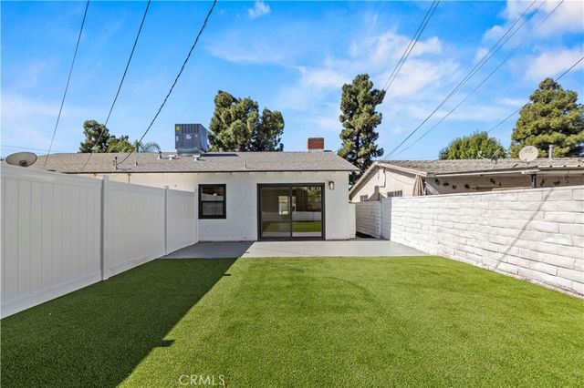 11336 Hunnewell Avenue, Sylmar, CA 91342