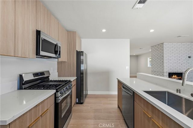 11336 Hunnewell Avenue, Sylmar, CA 91342