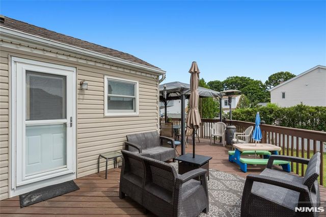 18 Jerome Drive, Clifton, NJ 07011