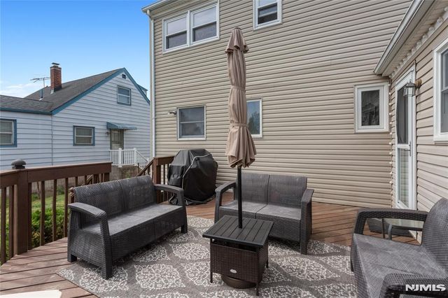 18 Jerome Drive, Clifton, NJ 07011