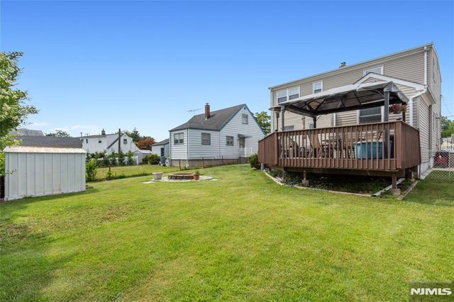 18 Jerome Drive, Clifton, NJ 07011