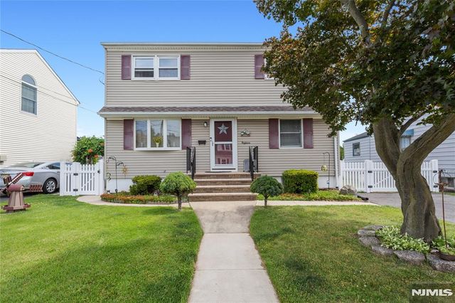 18 Jerome Drive, Clifton, NJ 07011