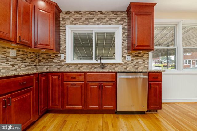 8531 MORVEN RD, Parkville, MD 21234