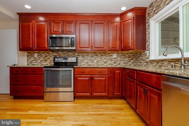 8531 MORVEN RD, Parkville, MD 21234