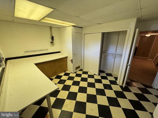 8531 MORVEN RD, Parkville, MD 21234