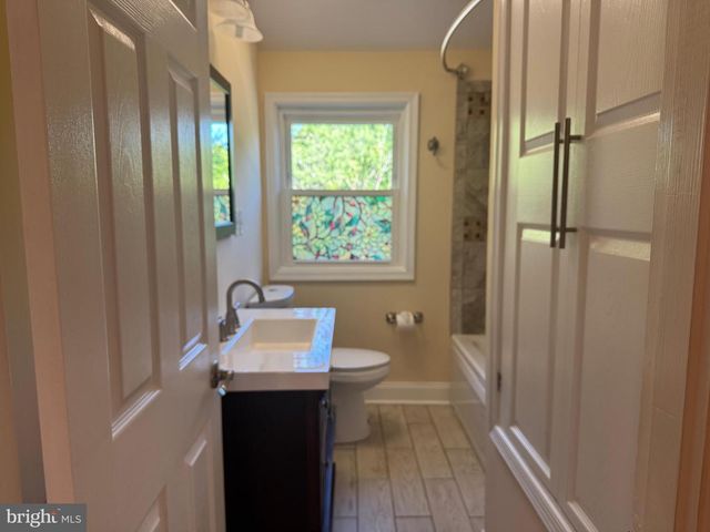 8531 MORVEN RD, Parkville, MD 21234