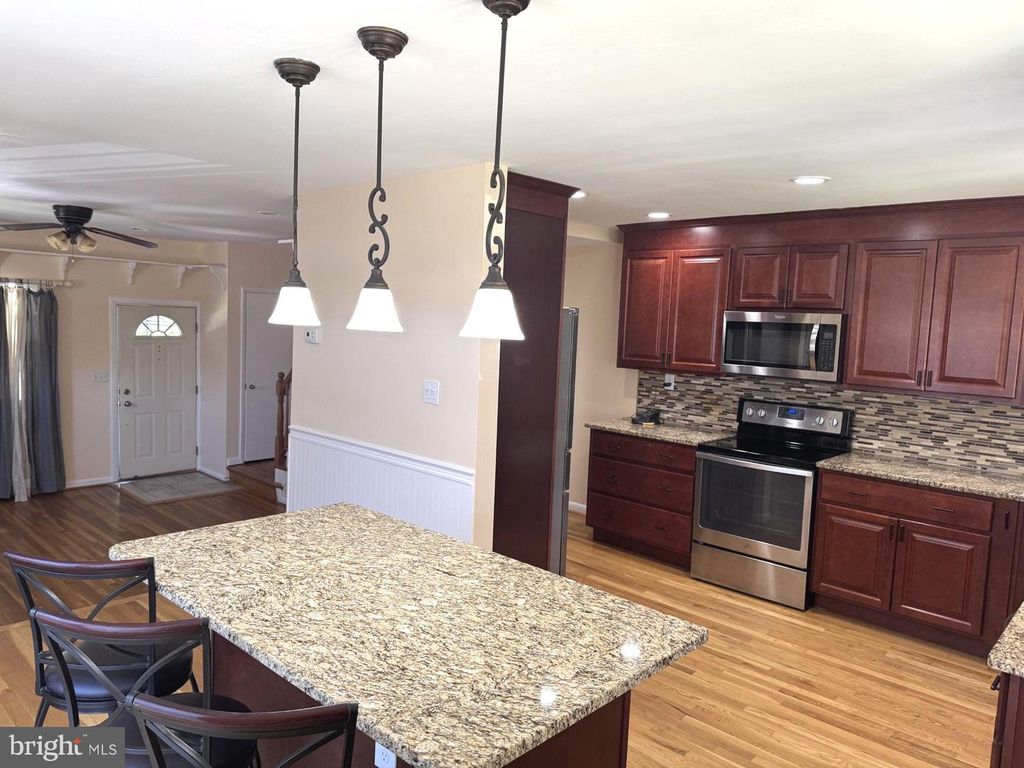 8531 MORVEN RD, Parkville, MD 21234