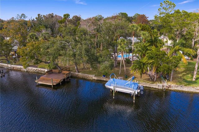 906 W HENRY AVENUE, Tampa, FL 33604