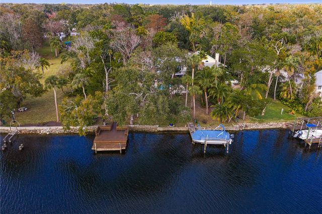 906 W HENRY AVENUE, Tampa, FL 33604