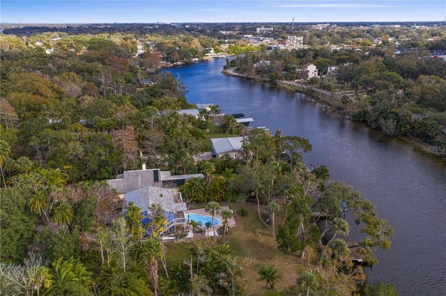 906 W HENRY AVENUE, Tampa, FL 33604