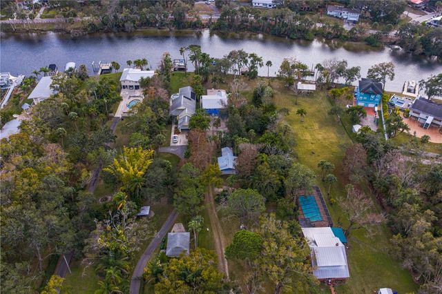 906 W HENRY AVENUE, Tampa, FL 33604