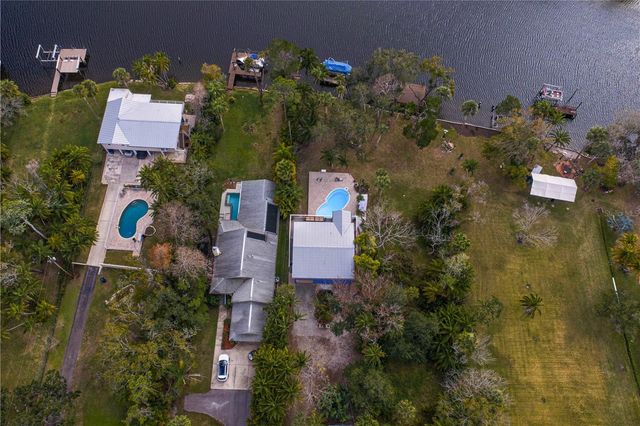 906 W HENRY AVENUE, Tampa, FL 33604