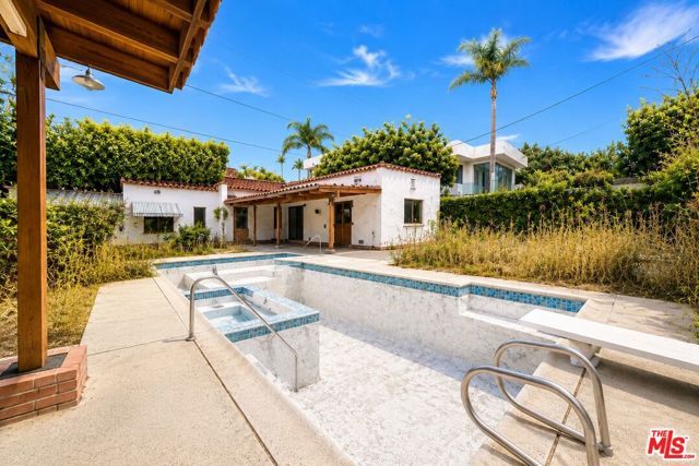 513 N Rexford Drive, Beverly Hills, CA 90210