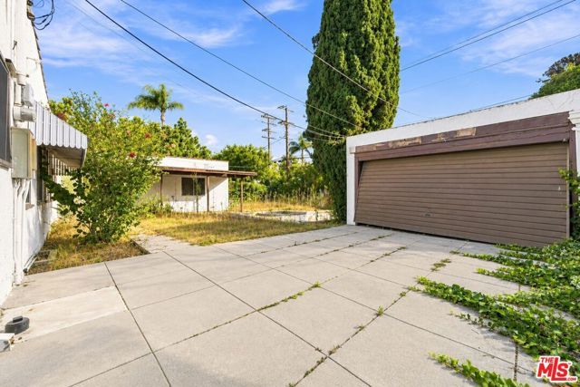513 N Rexford Drive, Beverly Hills, CA 90210
