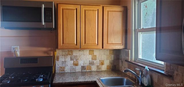 31 Thurman Street 1st Fl, Yonkers, NY 10701