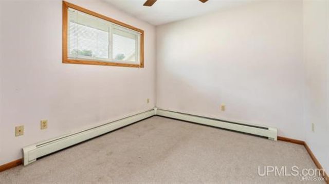 1020 S 18th Street, Escanaba, MI 49829