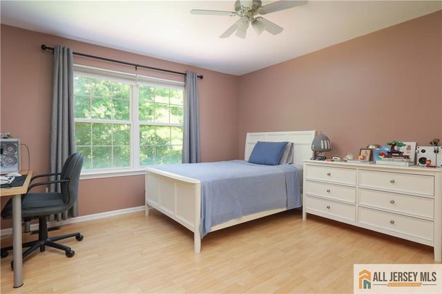 24 Hyde Park Drive, East Brunswick, NJ 08816