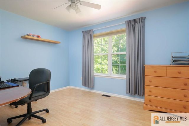 24 Hyde Park Drive, East Brunswick, NJ 08816