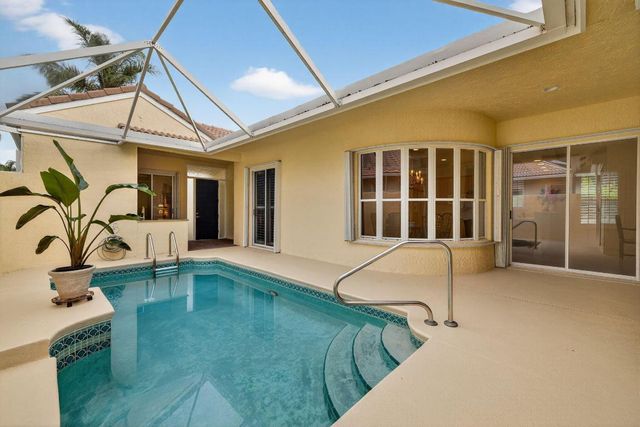 3305 Caracal Drive, Fort Pierce, FL 34949