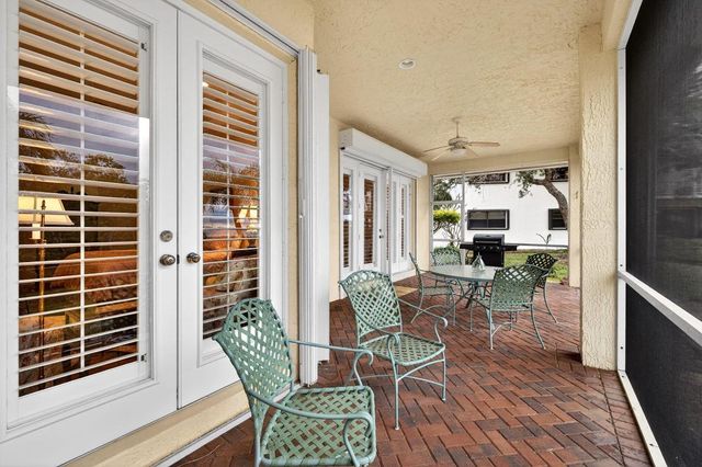 3305 Caracal Drive, Fort Pierce, FL 34949