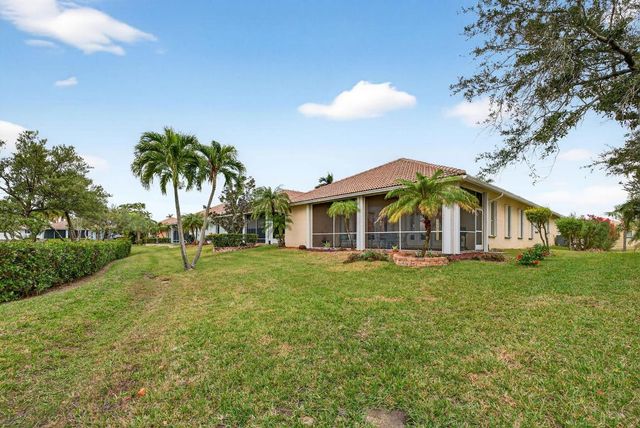 3305 Caracal Drive, Fort Pierce, FL 34949