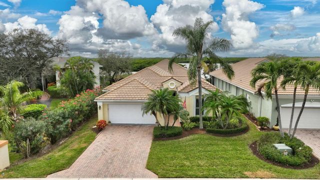 3305 Caracal Drive, Fort Pierce, FL 34949