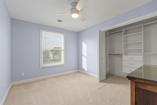 1955 Plum Tree Road, Bettendorf, IA 52722