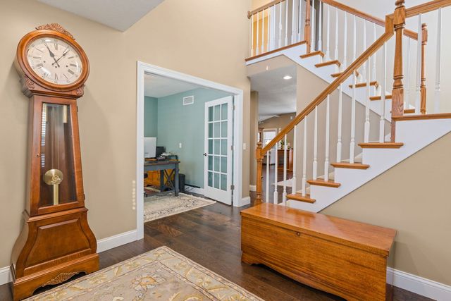 1955 Plum Tree Road, Bettendorf, IA 52722