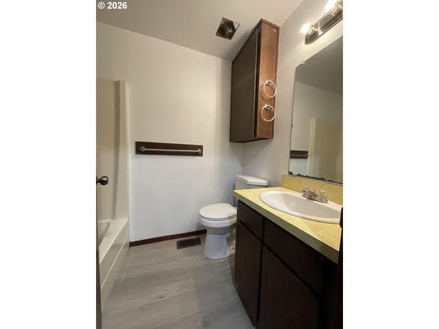 1701 FIR Rd, Forest Grove, OR 97116