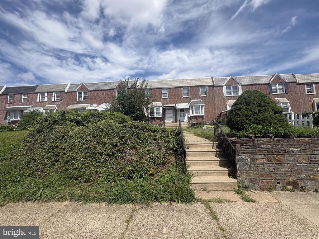 2119 GLENVIEW ST, PHILADELPHIA, PA 19149 — exterior