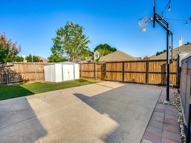 4824 Grant Park Avenue, Fort Worth, TX 76137