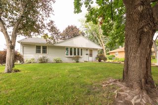 671 58th Avenue NE, Fridley, MN 55432